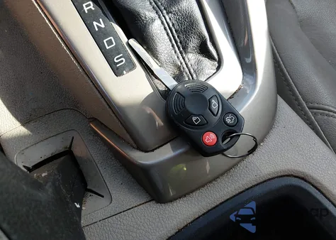 2012 Ford Focus Sel z USA, uszkodzony, nr VIN 1FAHP3H22CL358585